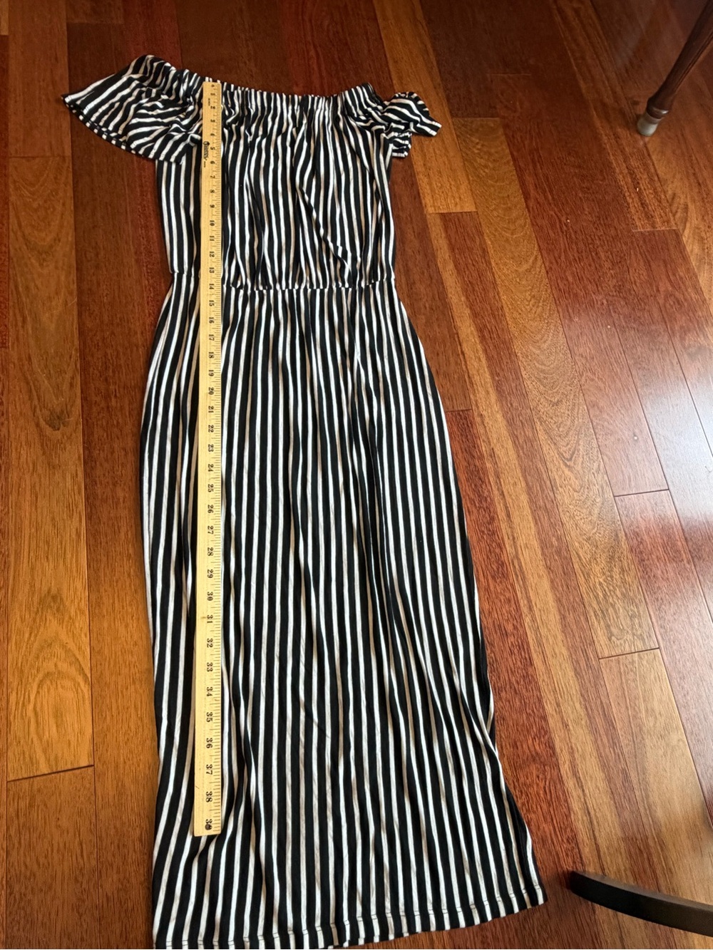 Off-Shoulder Black and White Stripe Maxi Dress - Picture 7 of 9
